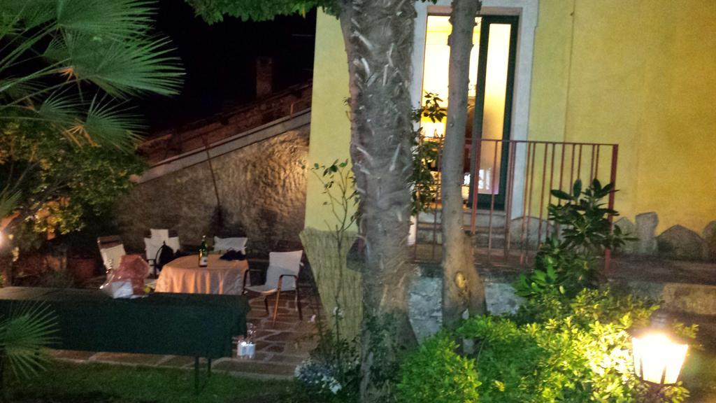 Garden Apartment Lesa Εξωτερικό φωτογραφία